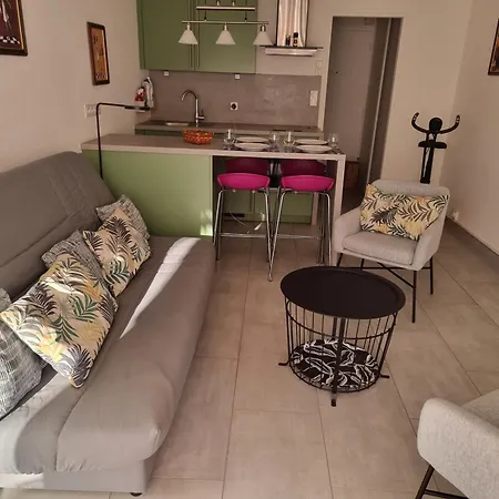 Daire T2 Hyper Centre Rue Calme